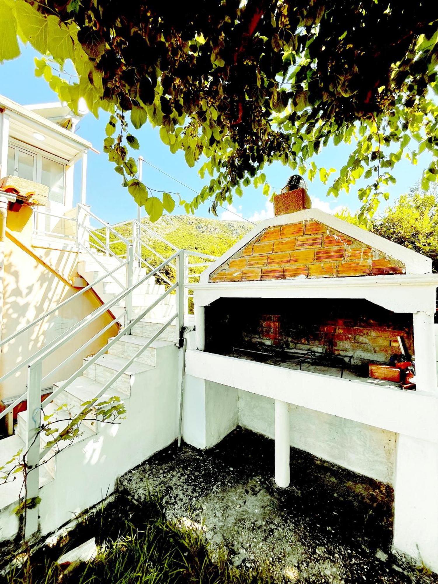 Garden Rooms Himare Exterior foto