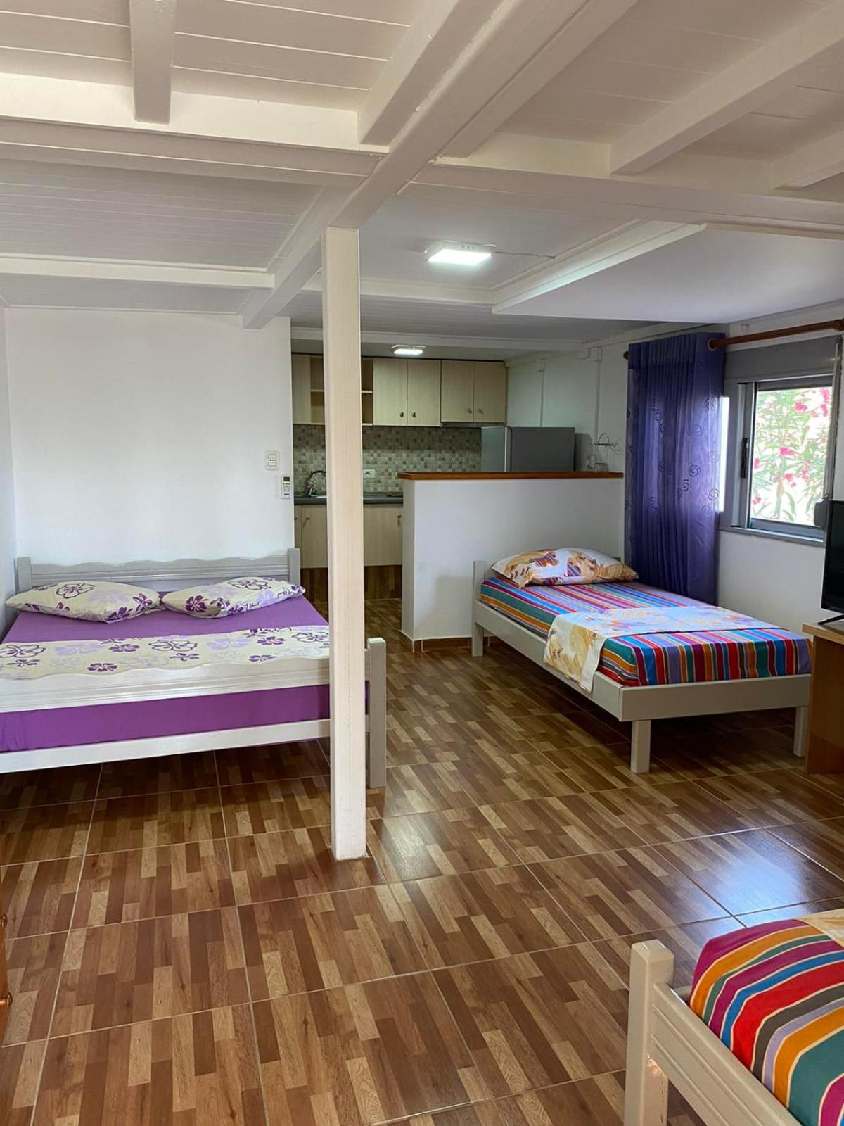 Garden Rooms Himare Exterior foto